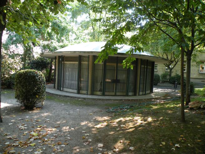 bâtiment circulaire, Hôpital Sainte-Anne